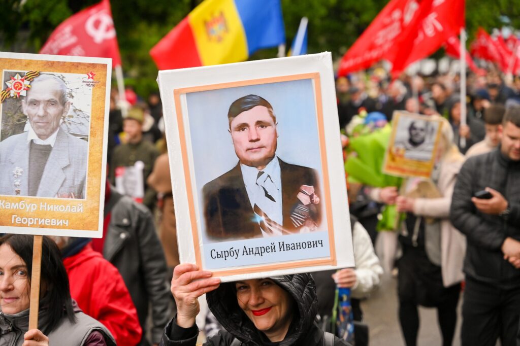 9 мая 2025 года.Республика Молдова, мун. Бельцы. Состоялся масштабный Марш Победы! Почтить память героев Великой Отечественной войны вышли более 7 тысяч неравнодушных бельчан!