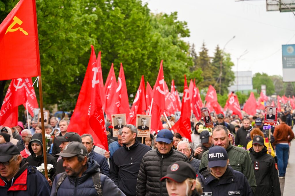 9 мая 2025 года.Республика Молдова, мун. Бельцы. Состоялся масштабный Марш Победы! Почтить память героев Великой Отечественной войны вышли более 7 тысяч неравнодушных бельчан!