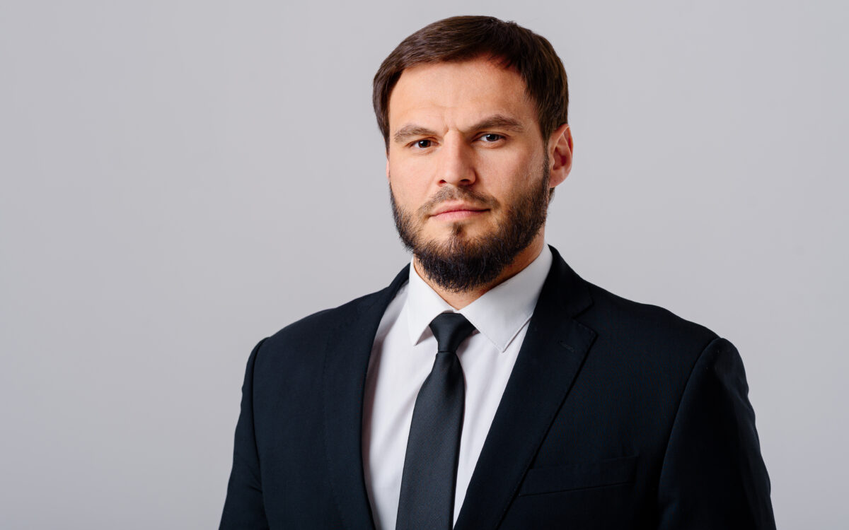 Морошан, Максим Игоревич — молдавский политик, предприниматель и общественный деятель. Муниципальный советник в Совете мун.Бельцы (с 2023 года). Председатель общественной организации «Я Бельчанин». Кандидат на пост примара мун. Бельцы на местных выборах 2023 года от ПСРМ. moroshan.md/bio/ Президент НКО «Союз русско-молдавских предпринимателей»