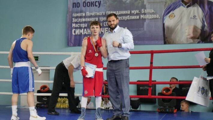 На международном турнире по боксу, посвященном почетному гражданину Бельц и мастеру спорта СССР Вячеславу Симаку.