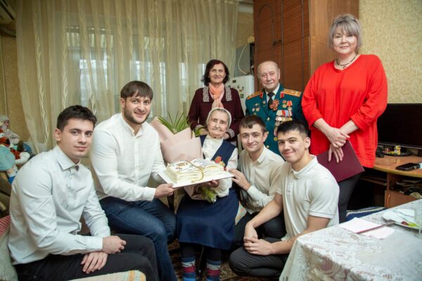 yab3 27 января 2023 свой день рождения отметила ветеран Великой Отечественной Войны, Попова Нина Михайловна - ей исполнилось 102 года!